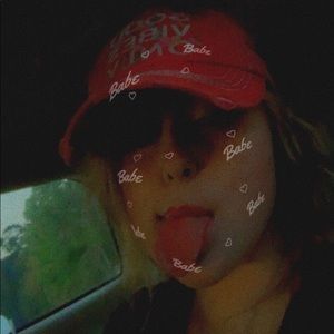 Meet your Posher, Maddie